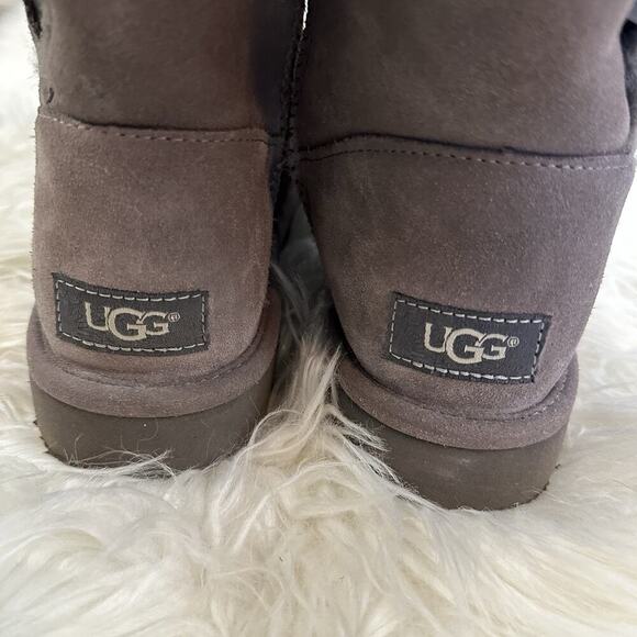 UGG Womens Constantine Boots Size 7 Gray Lace Up Detail Fur Lined - Picture 4 of 9